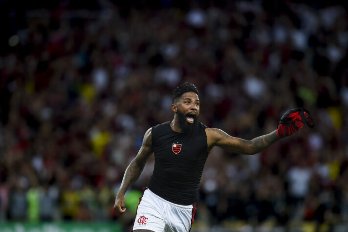 Rodinei - Copa do Brasil 2022 - Flamengo e Corinthians decidiram o título nas penalidades. Contestado, Rodinei foi o responsável por converter o pênalti que garantiu o troféu para o time carioca. 