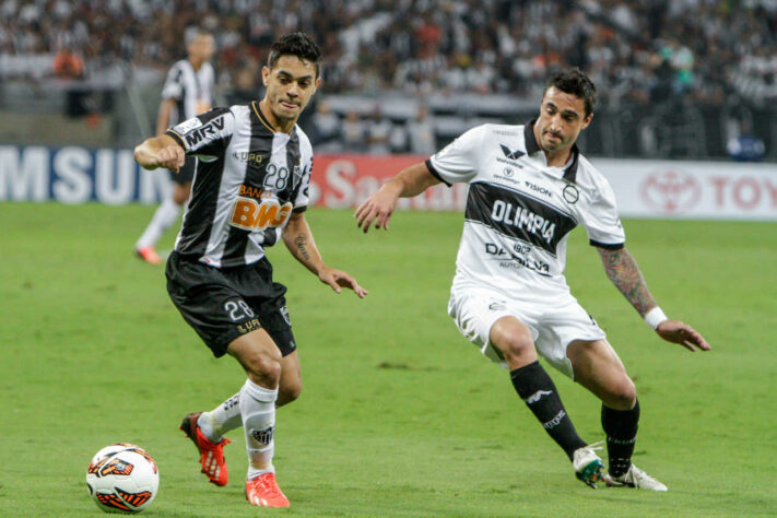 2013 - Atlético-MG x Olimpia (PAR) - Campeão: Atlético-MG