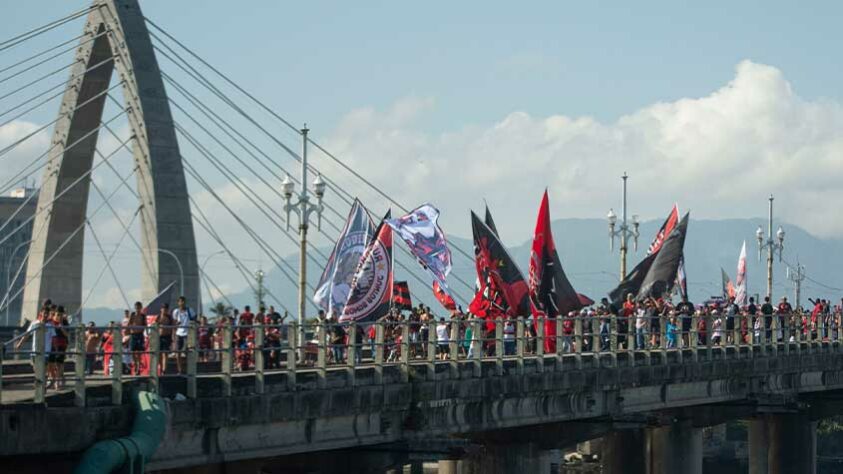 Torcida do Flamengo fez festa no AeroFla.