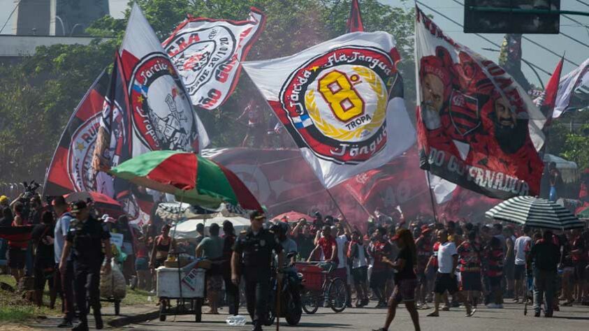 Torcida do Flamengo fez festa no AeroFla.