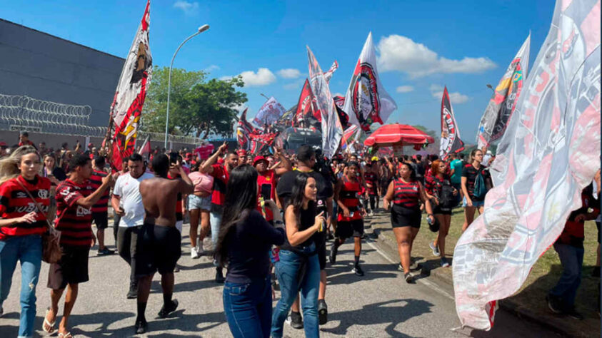 Torcida do Flamengo fez festa no AeroFla.