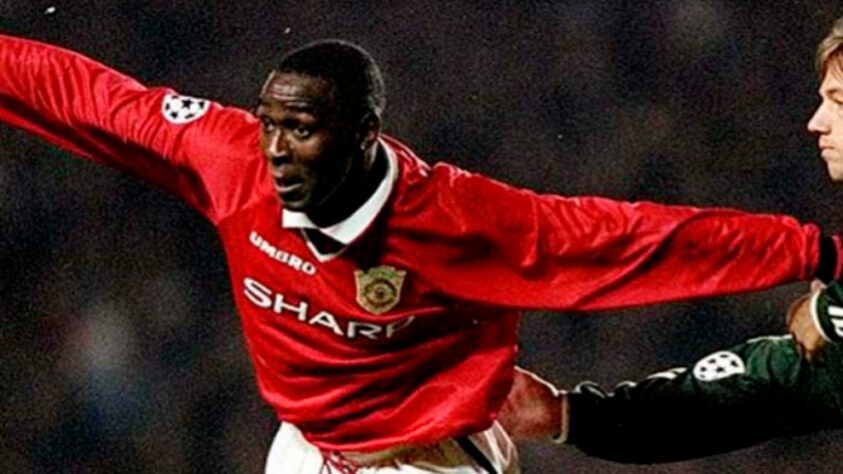 1º lugar: Andy Cole - pelo Manchester United na temporada 1994/95 - 34 gols