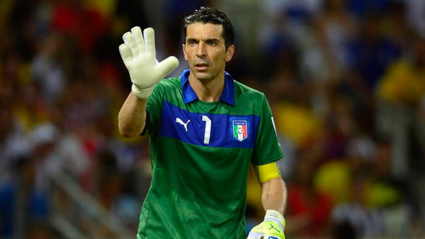 12º lugar: Gianluigi Buffon – goleiro (seleção da Itália): 176 jogos