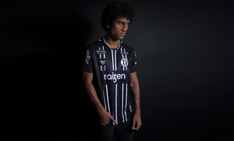 Terceira camisa do XV de Piracicaba / Fornecedora de material esportivo: Super Bolla