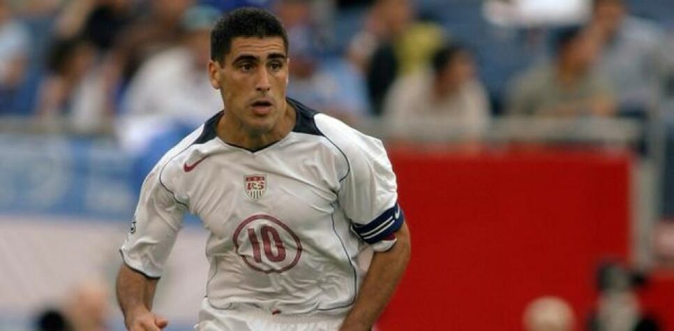 Claudio Reyna (Estados Unidos): 4 Copas do Mundo (1994, 1998, 2002 e 2006).