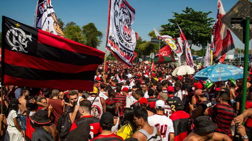 Torcida do Flamengo fez festa no AeroFla.