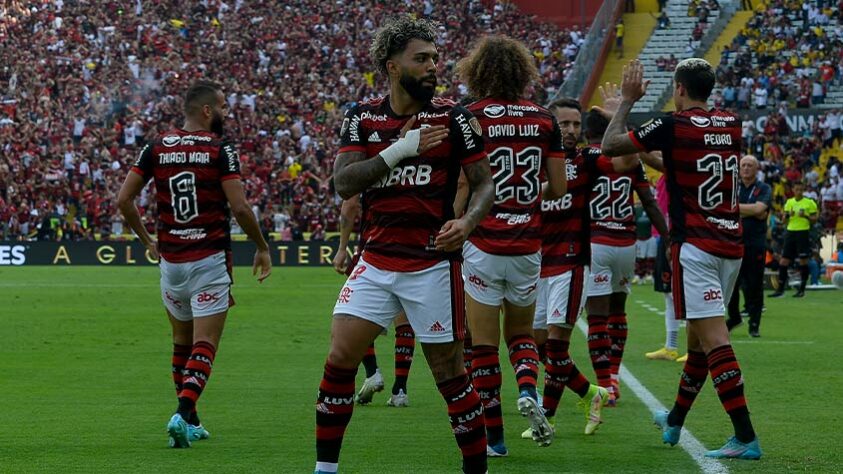 TRICAMPEÃO! - Com um a mais, o Flamengo controlou todo o segundo tempo da final e garantiu a taça. O Rubro-Negro é campeão da Libertadores 2022!