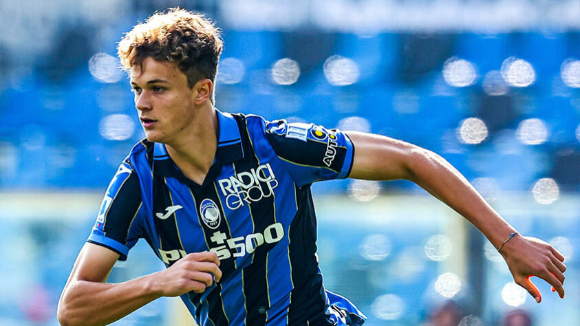 25º lugar: Giorgio Scalvini (18 anos / italiano / zagueiro da Atalanta-ITA)