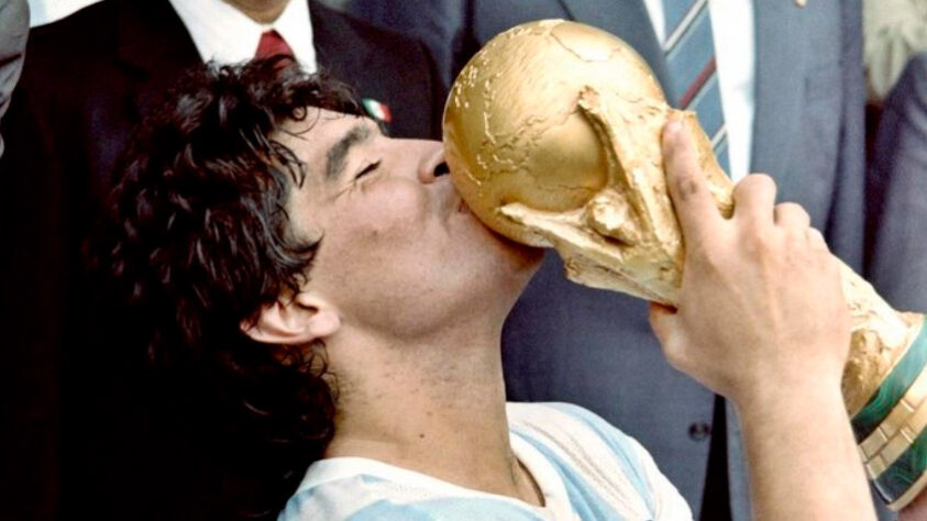 3 títulos - Argentina: 1978, 1986 e 2022
