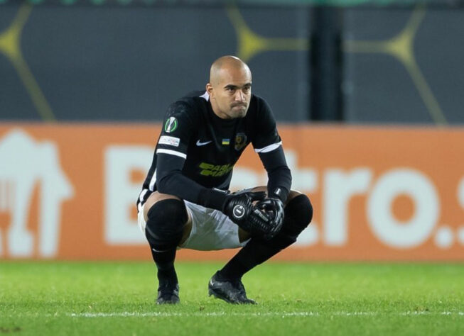 O goleiro formado no Fortaleza chegou recentemente à Ucrânia. Essa é sua primeira passagem pelo futebol internacional. 