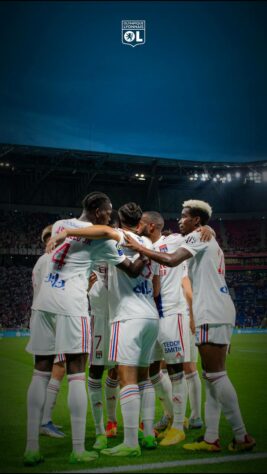 16º - Olympique Lyonnais (França) - Média de passes realizados por jogo: 636 - Taxa de acerto: 87,7%