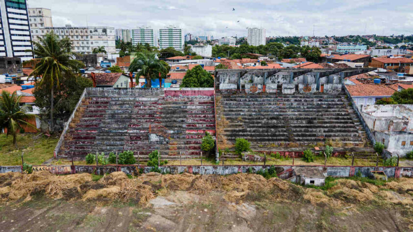 A rede de supermercados que comprou o estádio ainda não deu destino para o local e ainda não anunciou publicamente seus planos.