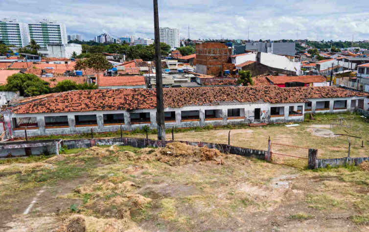 GALERIA: Veja imagens do Estádio da Pajuçara atualmente