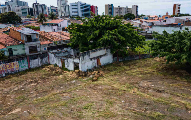 GALERIA: Veja imagens do Estádio da Pajuçara atualmente