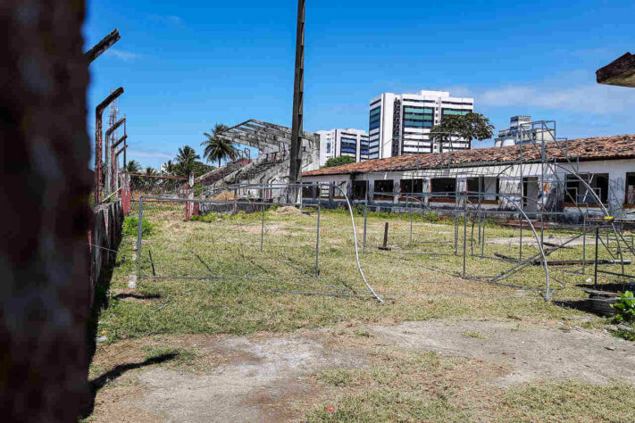 GALERIA: Veja imagens do Estádio da Pajuçara atualmente