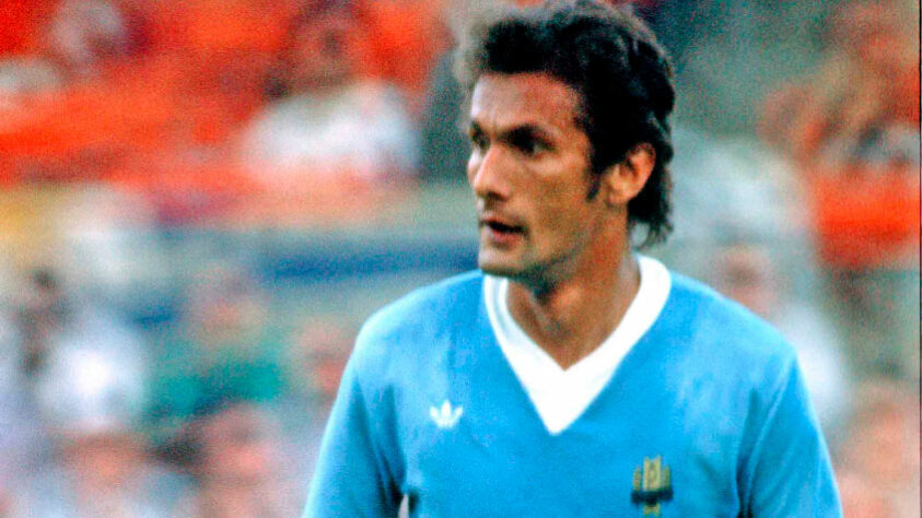 9ª posição (empate entre dois nomes): Pedro Rocha - meia - uruguaio: 89 jogos