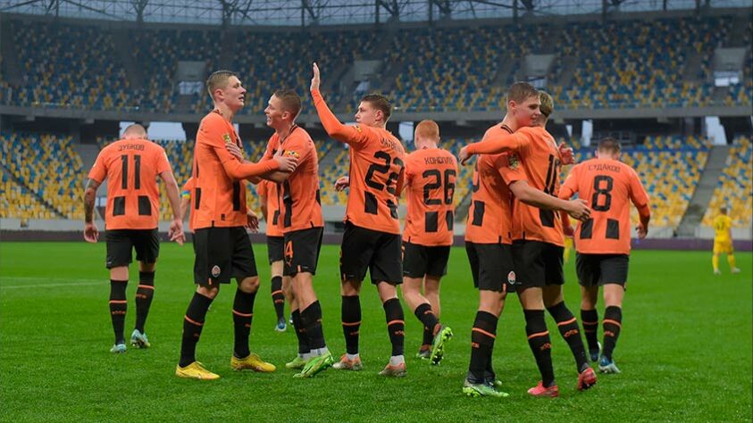 9º - Shakhtar Donetsk (Ucrânia) - Média de passes realizados por jogo: 660 - Taxa de acerto: 87,6%