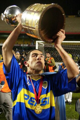 Tévez (atacante / Argentina) - Libertadores: Boca Juniors (2003) / Champions: Manchester United (2007-08)