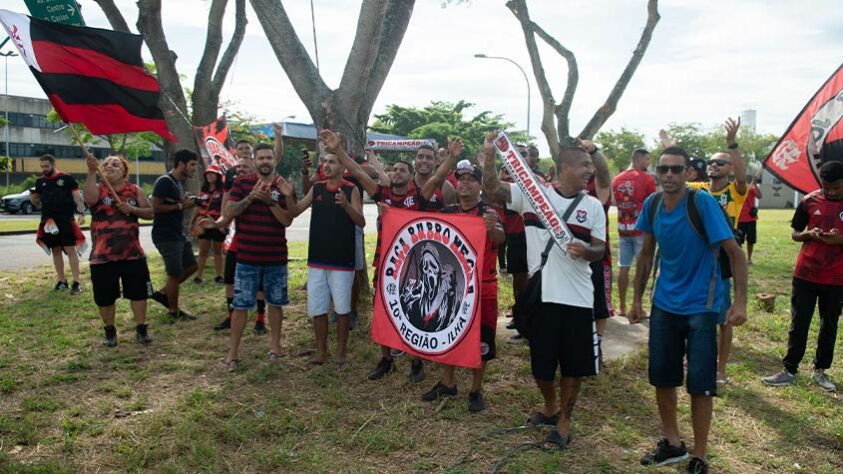 Por conta do segundo turno, não houve festividades oficiais.