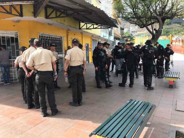 O policiamento no local está reforçado desde os últimos dias devido ao evento da Conmebol.