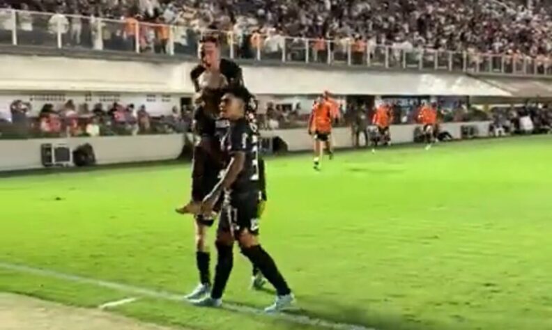 1º - Corinthians - Valor do elenco: 108,2 milhões de euros (R$ 564,7 milhões)