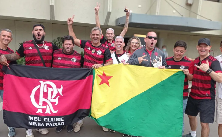 Torcedores de diversas partes do Brasil viajaram para o Equador para acompanhar a decisão. 