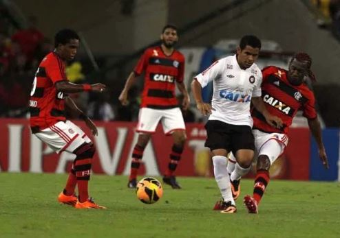 3º lugar: Flamengo 2 x 0 Athletico-PR - Copa do Brasil 2013 - Maracanã / Renda de 9,7 milhões / Público pagante: 57.991 torcedores