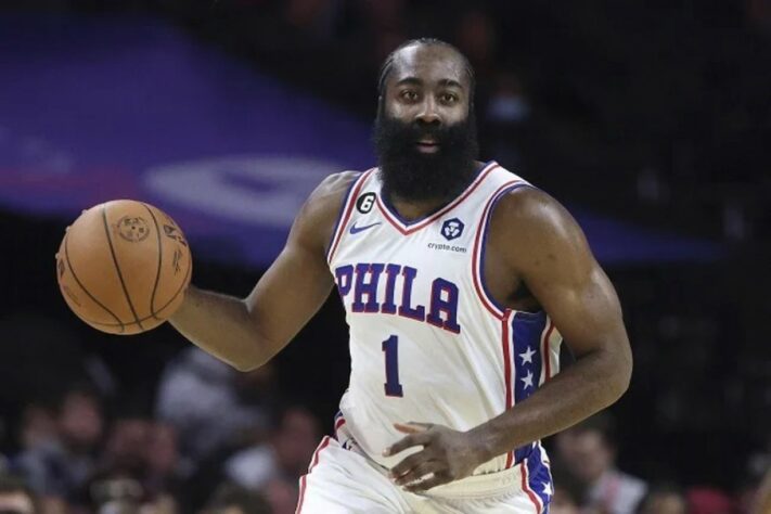 27ª posição: James Harden (Estados Unidos): Philadelphia 76ers (basquete) - recebe 55,1 milhões (aproximadamente R$ 275,5 milhões)