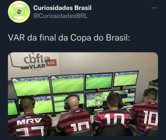 VAR, refletores, isqueiro... primeira partida da decisão da Copa do Brasil rende memes na web.