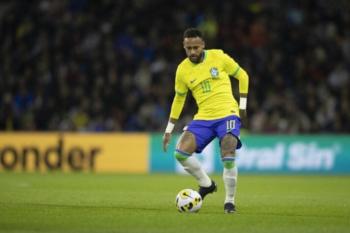 Neymar - € 81,1 milhões (R$ 404 milhões)