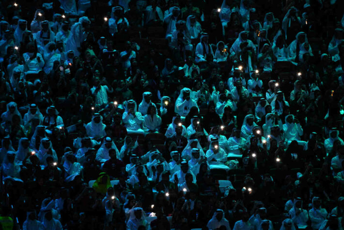 Torcedores prestigiaram a abertura do Mundial