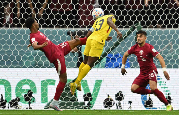 Aos 30 minutos do primeiro tempo, Enner Valencia marcou o segundo gol do Equador