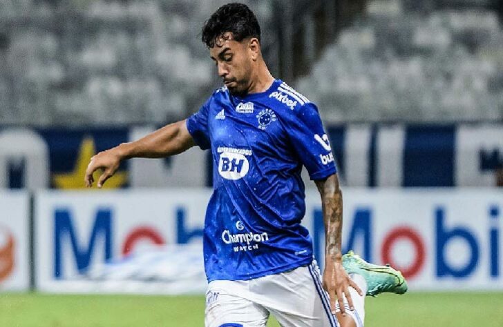 ESQUENTOU - O Corinthians está cada vez mais próximo de anunciar o acerto com Matheus Bidu, lateral-esquerdo do Guarani que foi cedido ao Cruzeiro na última temporada. Nas últimas horas, o LANCE! tomou conhecimento dos detalhes da negociação, e agora falta apenas a assinatura do contrato para a oficialização.