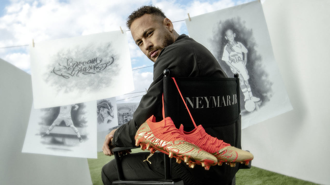 Foto da sale chuteira de neymar