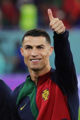1º: Cristiano Ronaldo (Portugal), atacante - 830 gols
