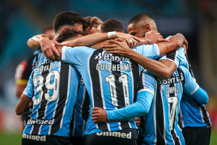 12º - Grêmio - Valor do elenco: 56,25 milhões de euros (aproximadamente R$ 313,4 milhões) - Número de jogadores no plantel: 43 atletas
