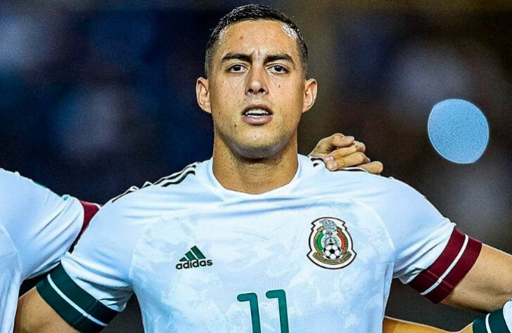 México: 1 jogador da seleção nascido fora do país / Rogelio Funes Mori [na foto] (atacante - nascido na Argentina)