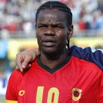 Akwá (Angola) - Posição: atacante - Copa que atuou sem clube: 2006 (Alemanha) - Último clube antes da competição: Al-Wakra
