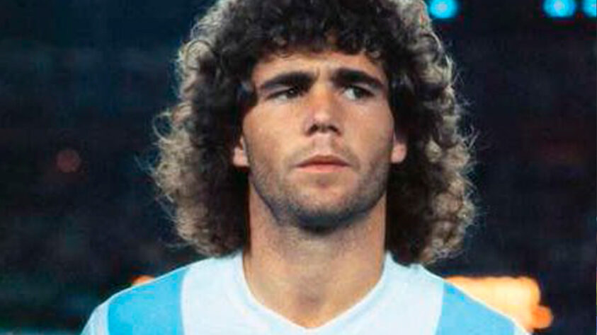 Alberto Tarantini (Argentina) - Posição: lateral - Copa que atuou sem clube: 1978 (Argentina) - Último clube antes da competição: Boca Juniors