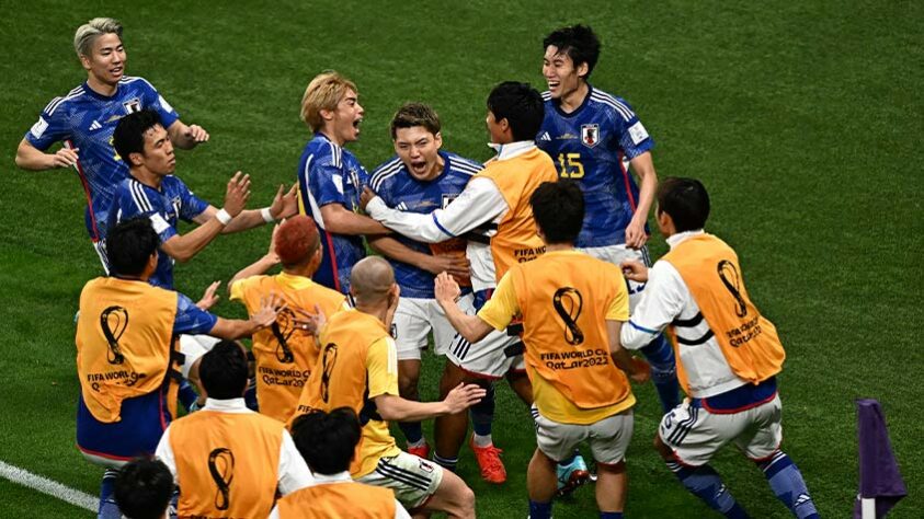 5º jogo das oitavas: O Japão venceu as duas favoritas da sua chave (Espanha e Alemanha) e conseguiu a classificação na primeira posição do grupo.