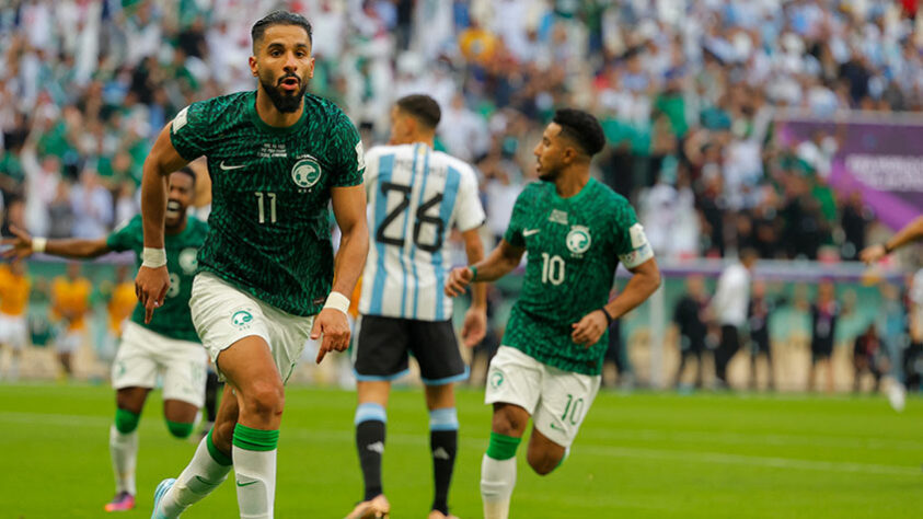 Logo no começo do segundo tempo, aos 3 minutos, Al-Shehri marcou para a Arábia Saudita e empatou o duelo