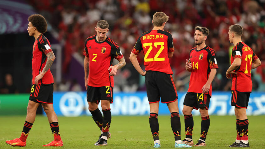 Atletas da Bélgica estiveram abatidos após a derrota.