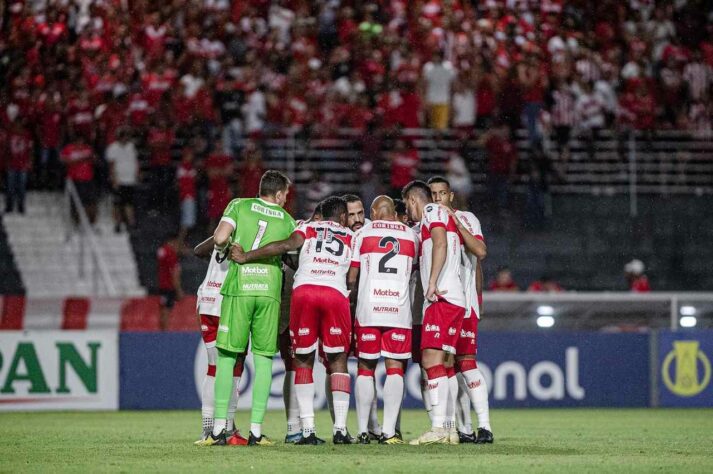 30º - CRB - Valor do elenco: 6,85 milhões de euros (aproximadamente R$ 38,1 milhões) - Número de jogadores no plantel: 24 atletas