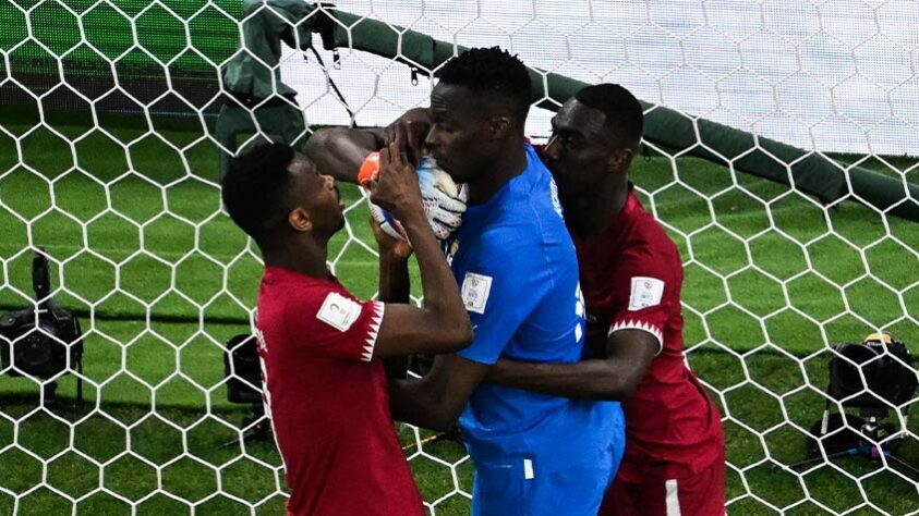 Qatar em 2022: Eliminado na primeira fase / A seleção dona da casa perdeu para o Equador por 2 a 0 e para o Senegal por 3 a 1. Ainda falta jogo contra a Holanda para fechar a participação, porém não há mais chances de conquistar vaga nas oitavas de final.