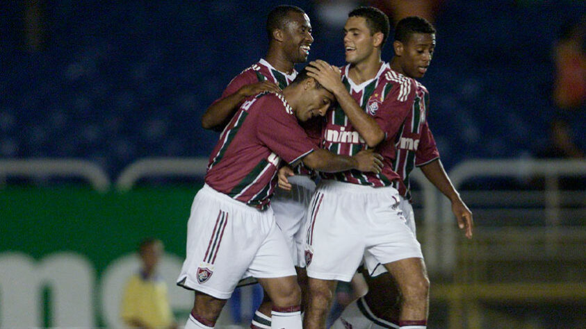 Fluminense: 2003 (19ª colocação) - 13 vitórias, 11 empates e 22 derrotas em 46 jogos.