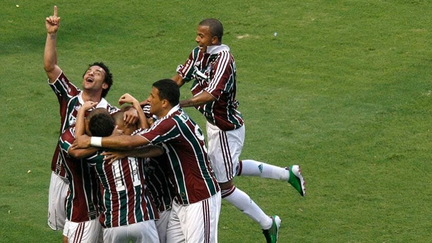 O Tricolor, comandado por Muricy Ramalho, chegou à última rodada também dependendo só de si para ser campeão. O time cumpriu sua missão e venceu o Guarani, mas vale destacar que o Cruzeiro, outro postulante ao título, também venceu o seu jogo, o que pressionou o Fluminense até o apito final. 