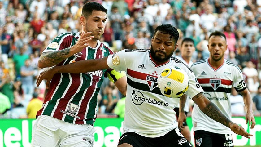 Cano marca, e Fluminense vence São Paulo no 'Jogo das Faixas' - Lance!