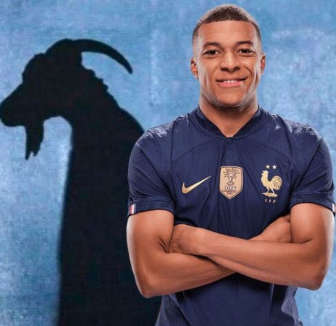 Mbappé marcou os dois gols da vitória da França sobre a Dinamarca e assumiu a artilharia da Copa ao lado de Enner Valencia.