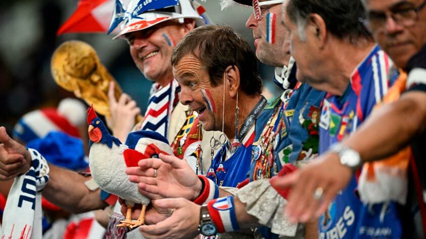 Os torcedores da França estavam animados para acompanhar a estreia da atual campeã mundial.