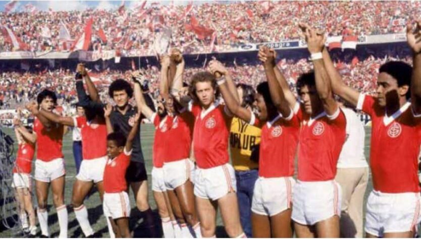 O Internacional é o clube que a abre a lista com o maior jejum: desde 1979, com o título invicto que a taça não volta pro Beira-Rio!